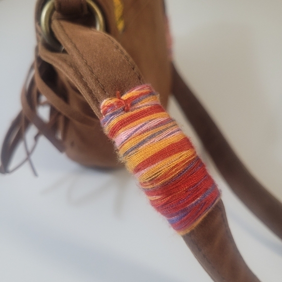 O'NEILL  brown Sling Bag/purse with native designs and fringe - Picture 5 of 15